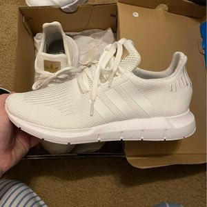 Adidas swift run